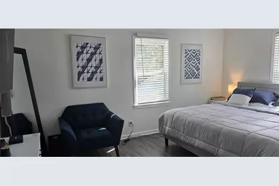 606 W Lake Avenue NW, Atlanta, GA 30318 - Photo 7