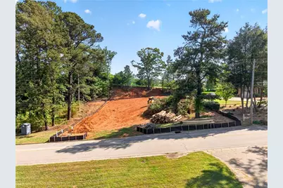 608 E Lake Drive, Gainesville, GA 30506 - Photo 7