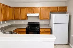 1271 Vintage Pointe Dr, Lawrenceville, GA 30044 - Photo 3