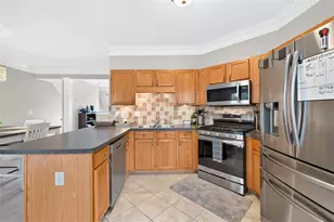 2114 Millgate Ln, Buford, GA 30519 - Photo 5