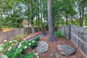 2114 Millgate Ln, Buford, GA 30519 - Photo 17