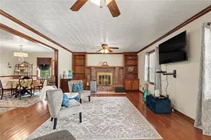 5385 Rockmoor Dr, Stone Mountain, GA 30088 - Photo 9