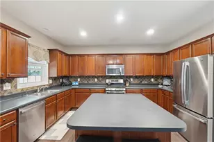 5839 Buckner Creek Dr, Mableton, GA 30126 - Photo 7