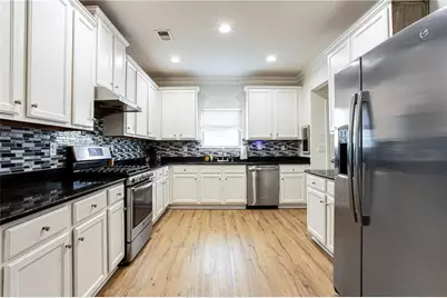 190 Cornerstone Circle, Woodstock, GA 30188 - Photo 9