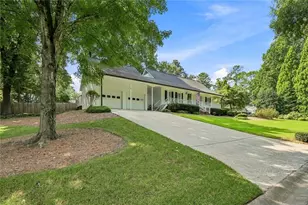 3750 Hickory Ridge Ct, Marietta, GA 30066 - Photo 5
