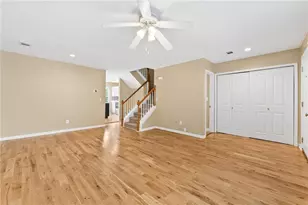 2266 Oak Glenn Cir, Duluth, GA 30096 - Photo 9