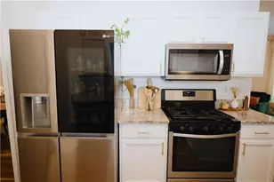 1040 Hillary Ln, Lawrenceville, GA 30043 - Photo 15