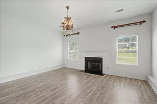 614 Maltese Dr, Atlanta, GA 30349 - Photo 13
