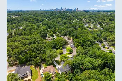 2400 Burch Circle NE, Atlanta, GA 30319 - Photo 83