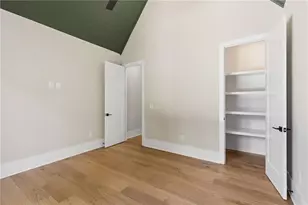 2400 Burch Cir NE, Atlanta, GA 30319 - Photo 61