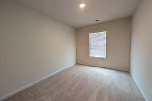 1354 Willow Brk Cir, Jonesboro, GA 30238 - Photo 17