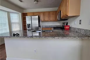 3349 Vintage Pointe Ct, Lawrenceville, GA 30044 - Photo 3