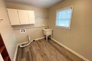 1150 Falstaff Dr, Roswell, GA 30076 - Photo 17