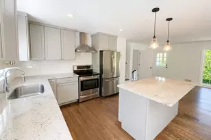 4586 Peachtree Dunwoody Rd, Atlanta, GA 30342 - Photo 3