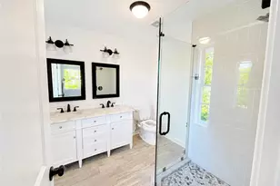 4586 Peachtree Dunwoody Rd, Atlanta, GA 30342 - Photo 7