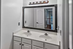 632 Oakview Trail, Stone Mountain, GA 30087 - Photo 17
