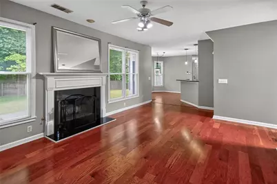 632 Oakview Trail, Stone Mountain, GA 30087 - Photo 9