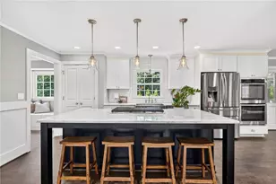4766 Chamblee Dunwoody Rd, Dunwoody, GA 30338 - Photo 3