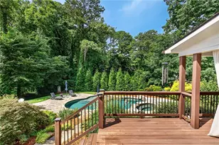 4766 Chamblee Dunwoody Rd, Dunwoody, GA 30338 - Photo 29