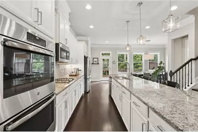2002 Raven Way, Atlanta, GA 30341 - Photo 9
