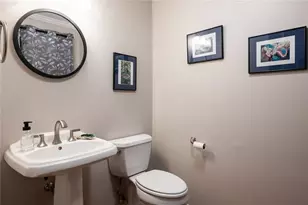6391 Hawthorne Terrace, Peachtree Corners, GA 30092 - Photo 11