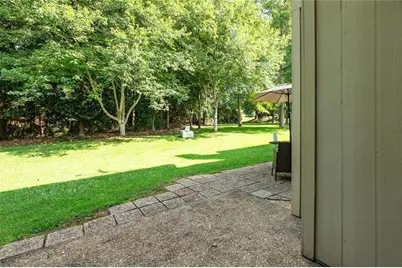 6391 Hawthorne Terrace, Peachtree Corners, GA 30092 - Photo 25