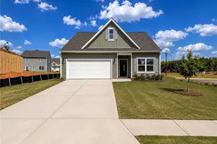 400 Bluegrass Ln, Rockmart, GA 30153 - Photo 1