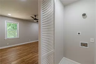 1624 Dodson Dr SW, Atlanta, GA 30311 - Photo 33