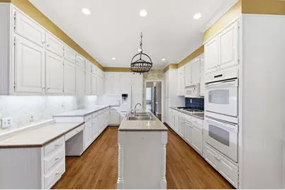 2859 Village Court, Gainesville, GA 30506 - Photo 15