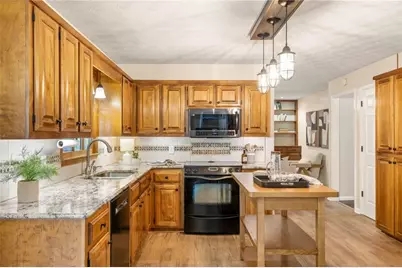 3065 Oak Meadow Drive, Snellville, GA 30078 - Photo 17