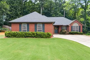 2035 Huntington Hill Trace, Buford, GA 30519 - Photo 1