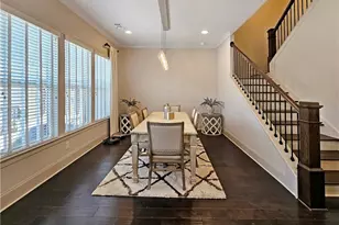 2142 Coventry Dr, Brookhaven, GA 30319 - Photo 9