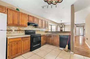 8022 Creekstone Way, Riverdale, GA 30274 - Photo 5