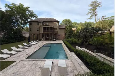 2110 E Roxboro Road NE, Atlanta, GA 30324 - Photo 17