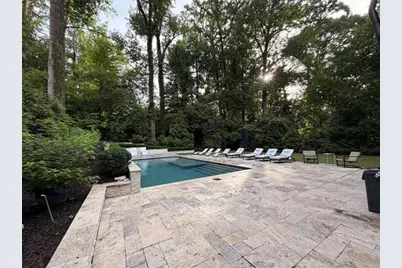 2110 E Roxboro Road NE, Atlanta, GA 30324 - Photo 15