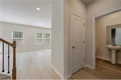6921 Winchester Place, Fairburn, GA 30213 - Photo 11