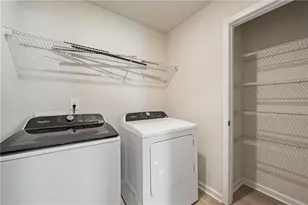 6921 Winchester Pl, Fairburn, GA 30213 - Photo 31