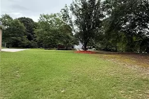 1290 Waterwood Dr, Loganville, GA 30052 - Photo 23