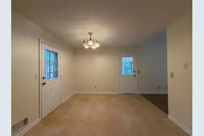 734 Marthas Drive, Lawrenceville, GA 30045 - Photo 7
