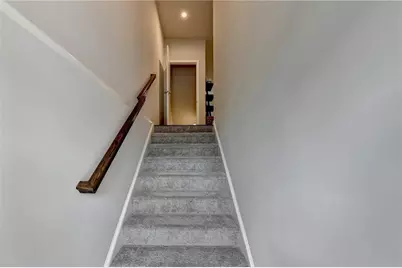 2719 Hedgeway Circle, Kennesaw, GA 30144 - Photo 3