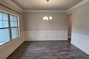 352 Newshaw Dr, Lawrenceville, GA 30046 - Photo 5