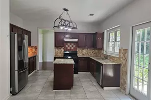 2260 Eagle Nest Bluff, Lawrenceville, GA 30044 - Photo 5