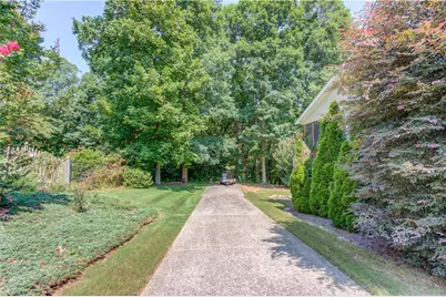 613 River Chase, Hoschton, GA 30548 - Photo 45