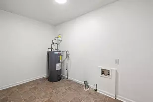 4416 Cary Dr, Snellville, GA 30039 - Photo 13