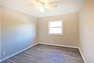 2332 Baywood Dr SE, Atlanta, GA 30315 - Photo 13