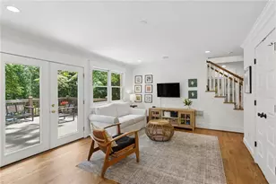 2559 Sharondale Dr NE, Atlanta, GA 30305 - Photo 13