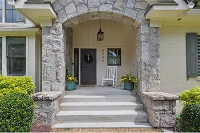2559 Sharondale Drive NE, Atlanta, GA 30305 - Photo 3