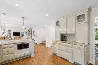 2559 Sharondale Drive NE, Atlanta, GA 30305 - Photo 17