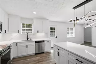 3434 Irvin Dr, Loganville, GA 30052 - Photo 9