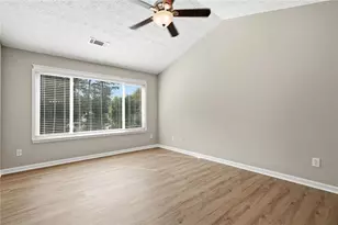 3855 Oak Park Dr, Suwanee, GA 30024 - Photo 15